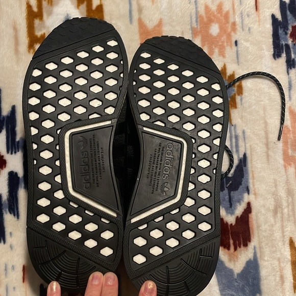 New with tags mens adidas nmd sneaker. - Picture 5 of 7